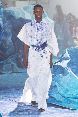 ユイマナカザト オートクチュール(YUIMA NAKAZATO Haute Couture ) 2022-23年秋冬ウィメンズ&メンズコレクション  - 写真9