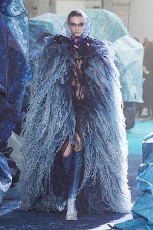 ユイマナカザト オートクチュール(YUIMA NAKAZATO Haute Couture ) 2022-23年秋冬ウィメンズ&メンズコレクション  - 写真13