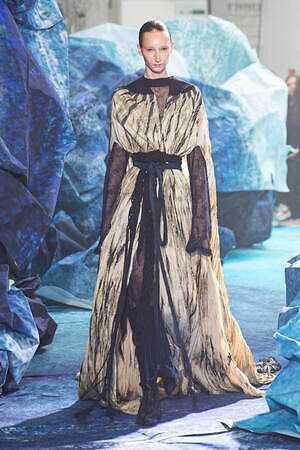 ユイマナカザト オートクチュール(YUIMA NAKAZATO Haute Couture ) 2022-23年秋冬ウィメンズ&メンズコレクション  - 写真26