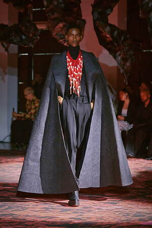 ユイマナカザト オートクチュール(YUIMA NAKAZATO Haute Couture ) 2023-24年秋冬ウィメンズ&メンズコレクション  - 写真30