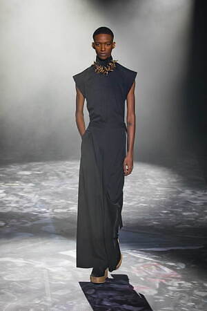 ユイマナカザト オートクチュール(YUIMA NAKAZATO Haute Couture ) 2023年春夏ウィメンズ&メンズコレクション  - 写真2