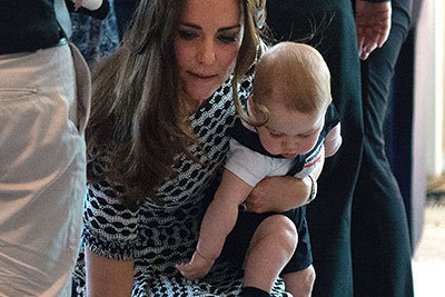 2014年春夏NYコレクション｜ジョージ王子と初の公式外遊、キャサリン妃のドレスはトリー バーチ