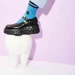 Q-pot.「メルティングチョコレートシューズ」“とろけるチョコ”の厚底メリージェーンが一般発売｜写真3