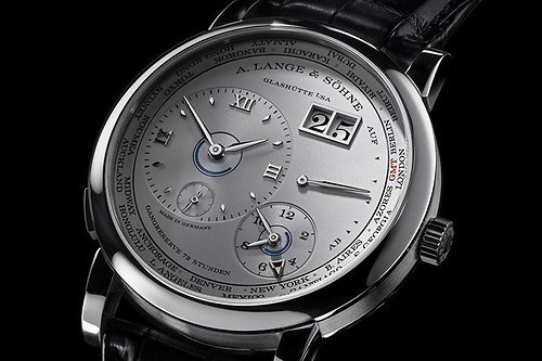 A.ランゲ＆ゾーネ新作腕時計「ランゲ1・タイムゾーン」2つの時刻を読み取るGMT機能を搭載