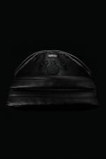 POTR×ミノトール インストのショルダーウォレットバッグ、マットなオールブラック仕上げ｜写真4