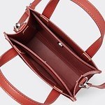 GUの2023年秋新作“ぷっくり”キルティングバッグ＆ベルベット素材のフラットシューズ｜写真25