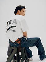 デンハム×ウィンダンシーの初コラボ、大きめシルエットのデニムジャケットやロゴ刺繍入りTシャツなど｜写真17