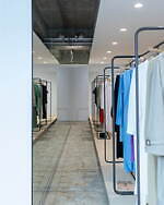 オーラリー直営店限定メンズブルゾンやウィメンズリブニットなど、伊勢丹新宿店 メンズ館に新店舗オープン｜写真11