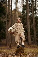 アシードンクラウド 2023年秋冬コレクション - 羊飼いの少女と森の守り神が織りなす物語｜写真20