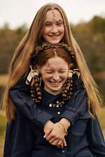 アシードンクラウド 2023年秋冬コレクション - 羊飼いの少女と森の守り神が織りなす物語｜写真25