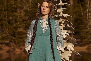 アシードンクラウド 2023年秋冬コレクション - 羊飼いの少女と森の守り神が織りなす物語