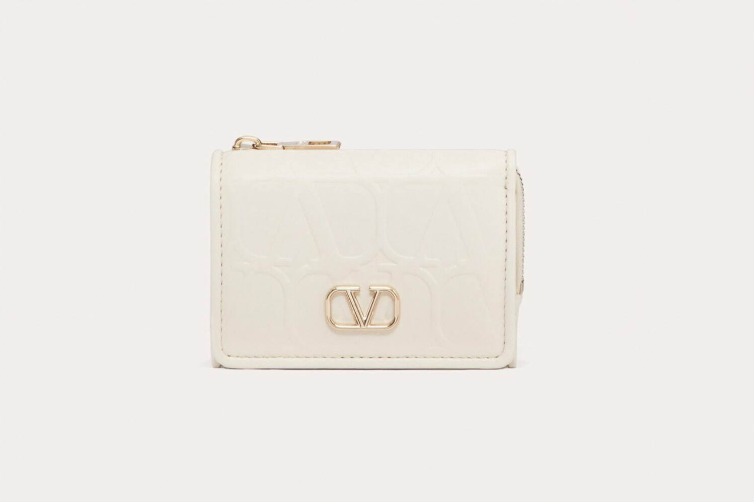 ヴァレンティノ ガラヴァーニの新作レディース財布、モノグラム柄×鮮やかピンクのトーンオントーン｜写真2