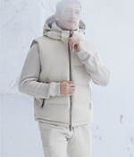 メンズのおすすめダウンウェア2023秋冬、“軽くて暖かい”人気ブランドの新作ダウンジャケット＆コート｜写真43