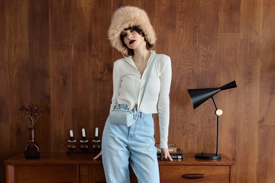 エヴリス 2023年冬 ウィメンズ コレクション