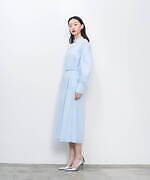 ミュベールの2023年秋冬ワンピース、チュールを重ねたベロアドレス＆シャツワンピース｜写真13