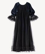 ミュベールの2023年秋冬ワンピース、チュールを重ねたベロアドレス＆シャツワンピース｜写真3