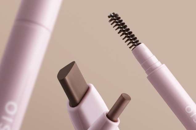 アイブロウ｜ファシオ23年秋コスメ“落ちない”ウォータープルーフの眉ペンシル、細芯＆しずく型芯の2タイプで