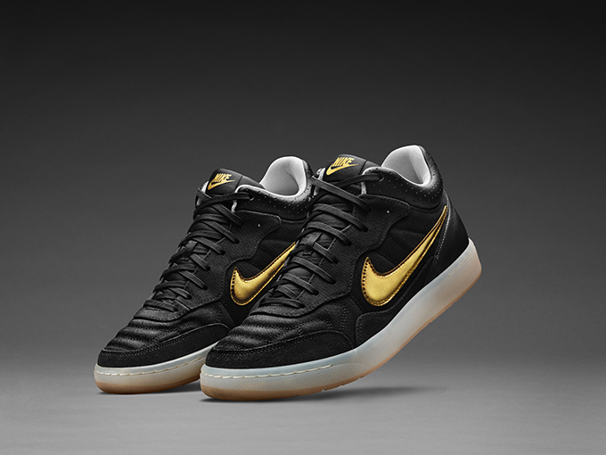 サッカーファンに捧ぐ！ナイキフットボールの誇りを懸けたコレクション「NIKE F.C.」登場｜写真8