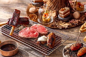 “魔女のほうき”にのった肉アフタヌーンティーがヒルトン東京で、とろけるポークリブやビーフサーロイン｜写真4