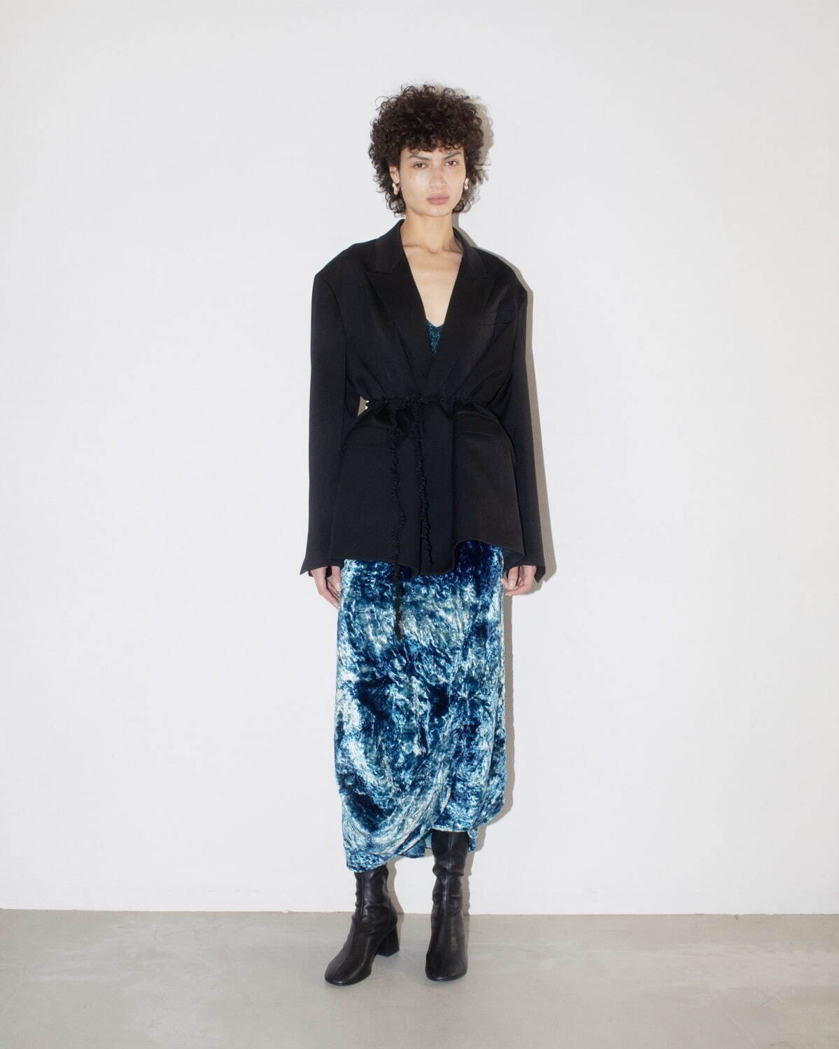 SHIBORI VELVET SKIRT 129,800円