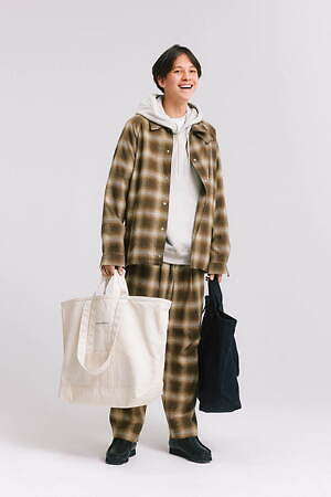 ユニバーサル プロダクツ(UNIVERSAL PRODUCTS.) 2023-24年秋冬ウィメンズ&メンズコレクション  - 写真33