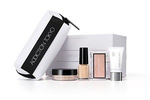 「2023年クリスマスコフレ特集」“かわいいポーチ付き”人気デパコスの限定コスメ＆スキンケアセット