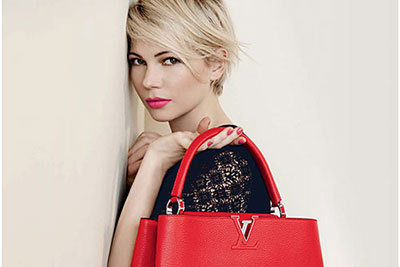ミシェル・ウィリアムズ、ルイ・ヴィトンの広告に ‐ カリーヌ・ロワトフェルドがスタイリング