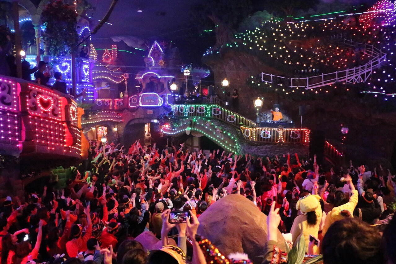 サンリオピューロランド“一夜限り”オールナイトハロウィン、DJ