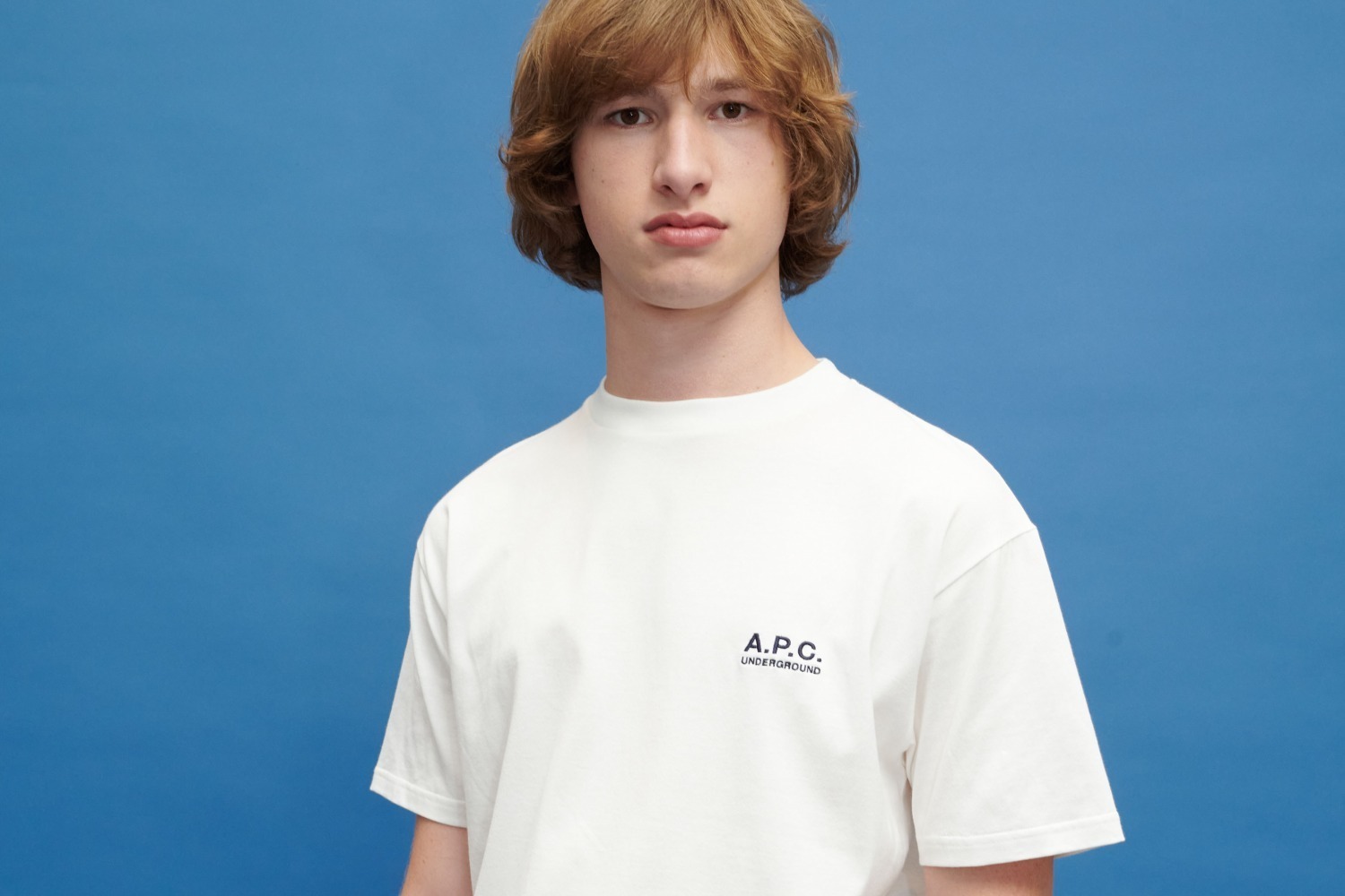 アンダーグラウンド完全版 DVD & Tシャツ セット A.P.C. 原宿 アンダーグラウンド限定、胸元ロゴ刺繍のワイド