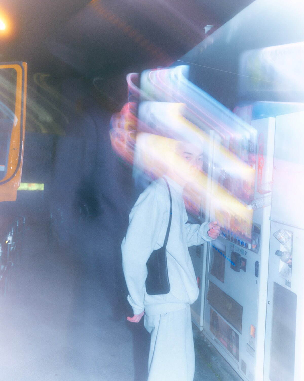 ヨロズ 2023-24年秋冬<span>コレクション</span> - 写真7