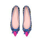 プリティ・バレリーナ23年秋の新作、“3本のストラップ付き”真っ赤なゴシック風シューズなど｜写真9