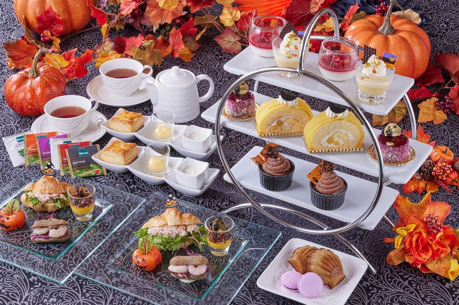 モンブラン｜ホテルオークラ東京ベイのハロウィンアフタヌーンティー、怪しげで上品な“魔女やおばけ”スイーツ