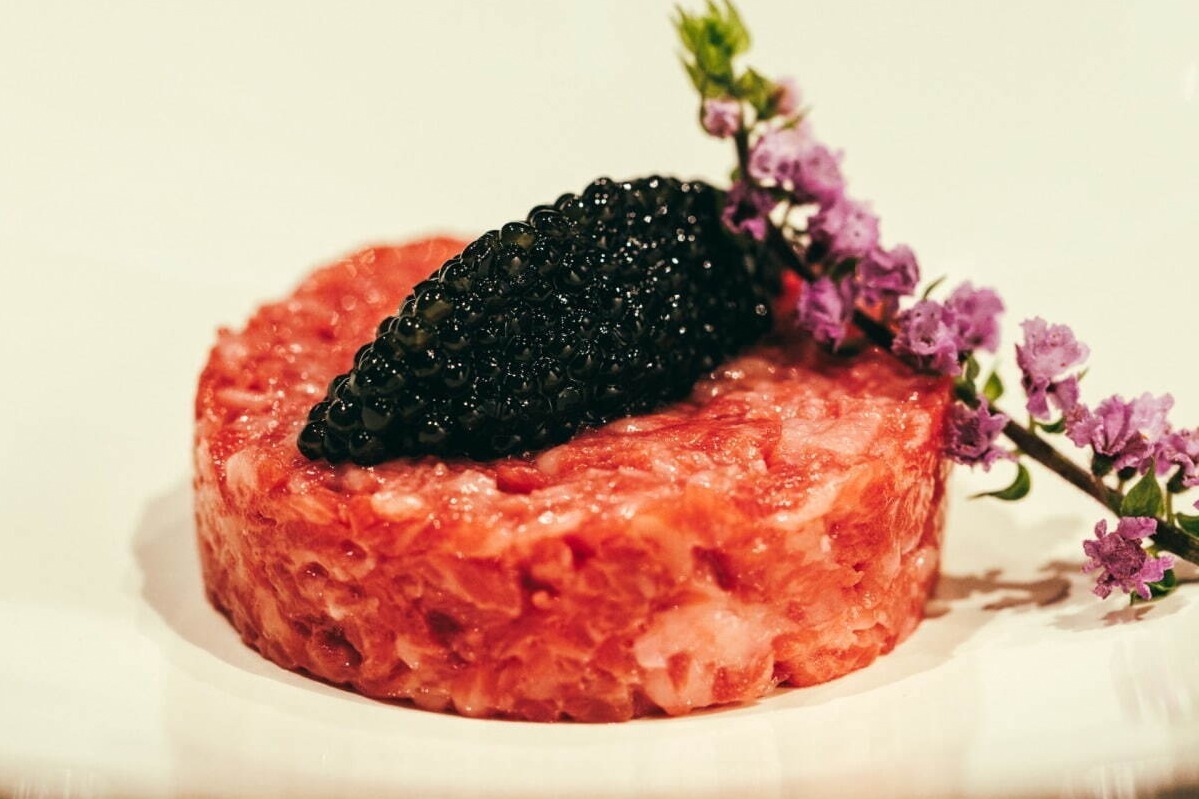 焼肉 / ホルモン / 牛タン｜焼肉うしごろ 池袋店がオープン、“キャビア添え”厳選和牛など限定メニューも