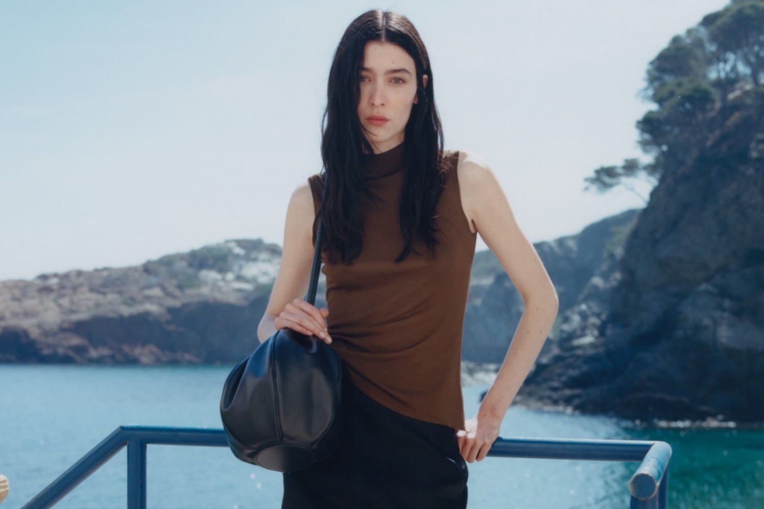 ヘリュー 2023年プレフォール ウィメンズ&メンズ