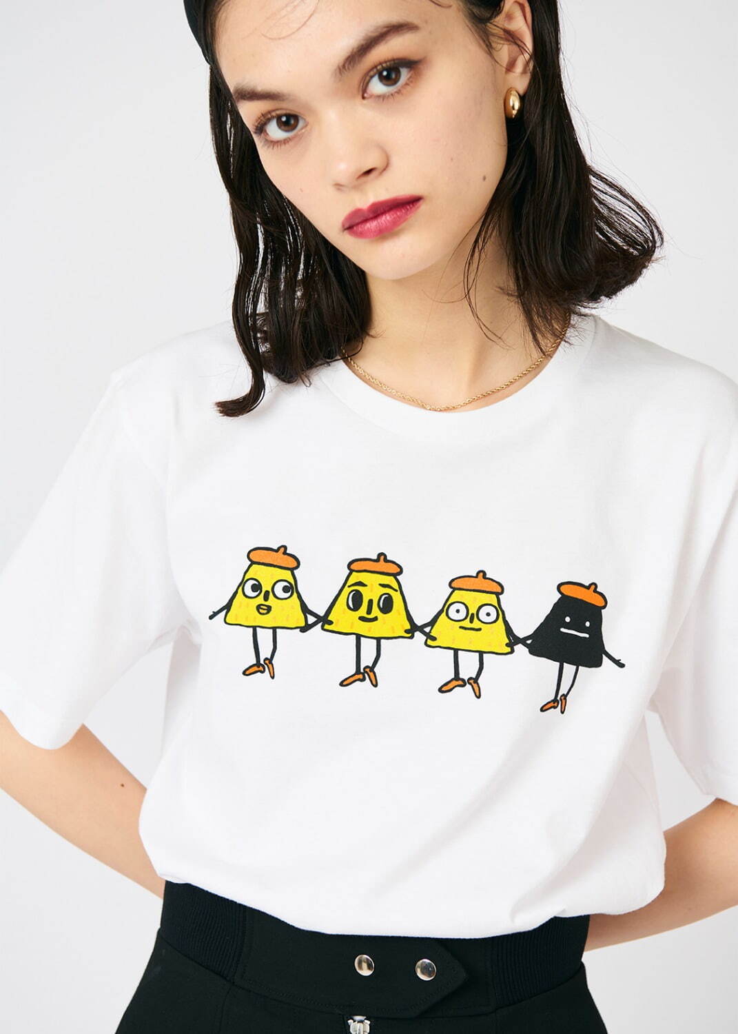 グラニフ×湖池屋、ポテトチップスTシャツやドンタコスの総柄