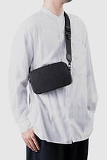 土屋鞄、キノコ由来のレザー風素材を使った“キノコ型”ハンドバッグ - 柄は隠しポケットに｜写真3