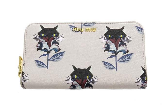 【本物保証】 ミュウミュウ MIUMIU 猫柄 ネコ キャット ホック付 三つ折り 財布 レザー ピンク系×白 5ML225