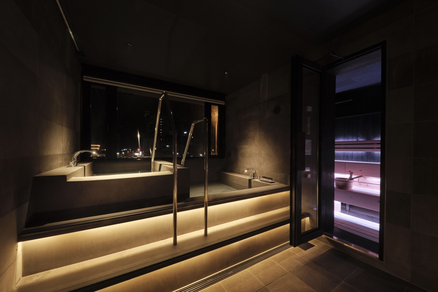 アロマ｜「ファブホテル 飛騨高山イースト」岐阜にオープン、ハイブリッド式のプライベートサウナ付き客室