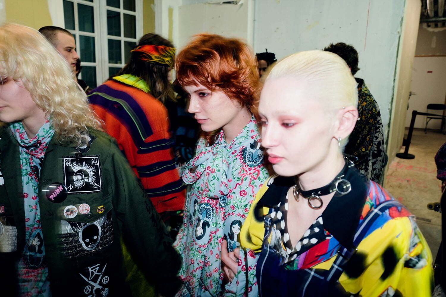 キディルの新作、“布パッチ＆漢字プリント”入り1点物ミリタリーシャツ - 伊勢丹新宿店で