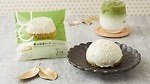 ローソン“抹茶ラテ風”スイーツ、ホワイトクランチのせクッキーシュー＆宇治抹茶入りアイスバー｜写真2