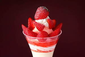 資生堂パーラー 銀座本店サロン・ド・カフェ、シャインマスカット&3種の葡萄の秋限定パフェ|写真3