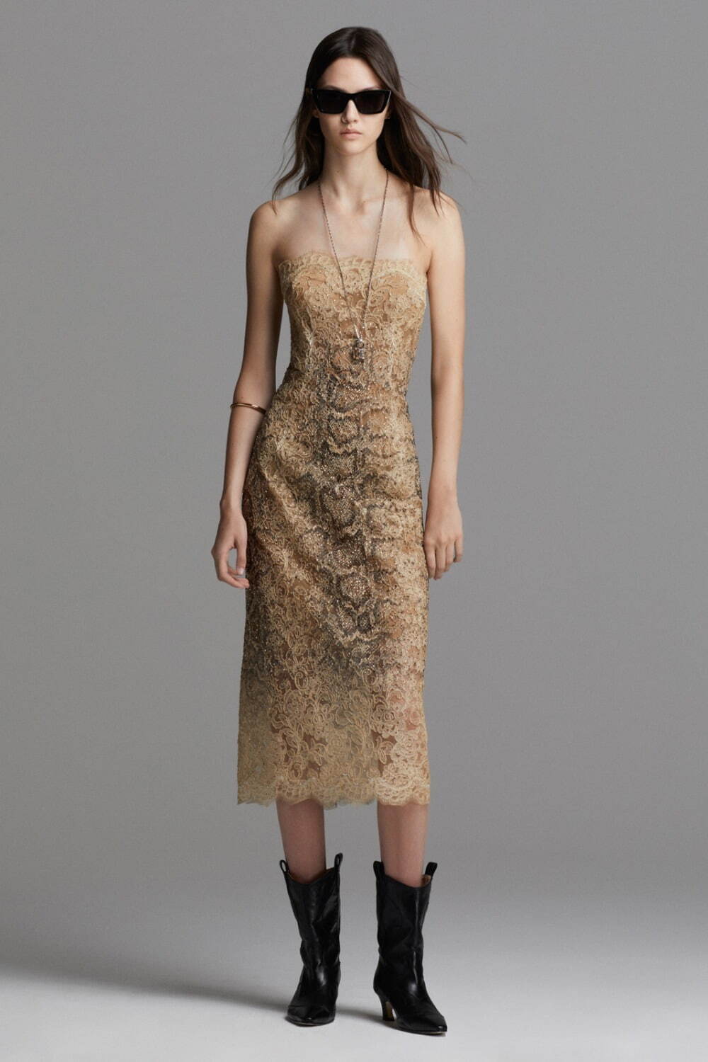 エルマンノ シェルヴィーノ(ERMANNO SCERVINO) 2024年リゾート