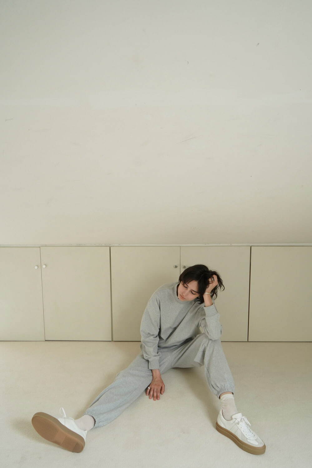 フルーツオブザルーム“美しく着る”快適スウェットセットアップ、クラネの松本恵奈らコラボで｜写真15