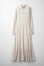 ミューラル“氷花”に着想したベロアジャカードのドレスなど、東京＆大阪で試着会｜写真1