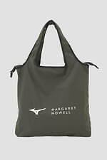 マーガレット・ハウエル×ミズノ“軽くて暖かい”ダウンベスト＆スカーフ、撥水性抜群のトートバッグも｜写真4