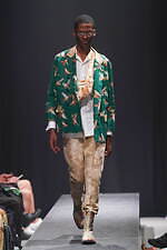 ヴィルドホワイレン(WILDFRÄULEIN) 祈る人｜写真5