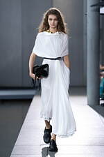 ハルノブムラタ 2024年春夏コレクション - 軽やかな夏のエレガンス｜写真2