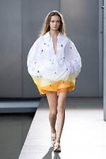 ハルノブムラタ 2024年春夏コレクション - 軽やかな夏のエレガンス｜写真44