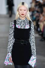 フェティコ 2024年春夏コレクション - アジアン・ポップスの女王、フェイ・ウォンをミューズに｜写真23