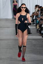 フェティコ 2024年春夏コレクション - アジアン・ポップスの女王、フェイ・ウォンをミューズに｜写真41